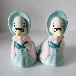 VTG,set of  2 Mother Goose Ceramic Salt/Pepper Shakers.